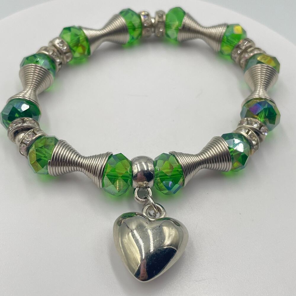 Vintage Y2K Green Crystal Heart Charm Stretch Bracelet Silver Tone Retro Beaded